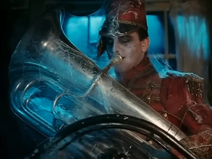 The Cure – „Lullaby”