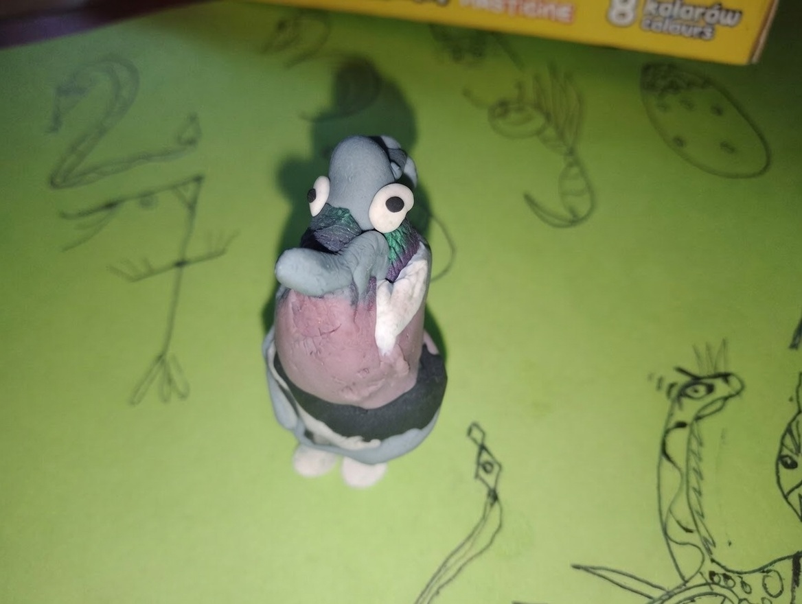 gołąb z plasteliny